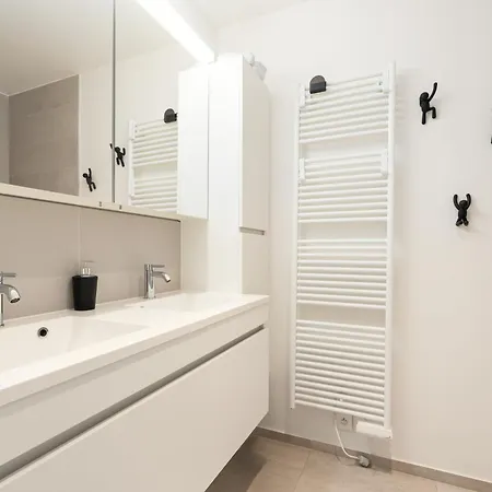 Apartamento Zeewolf 0203 Garage *